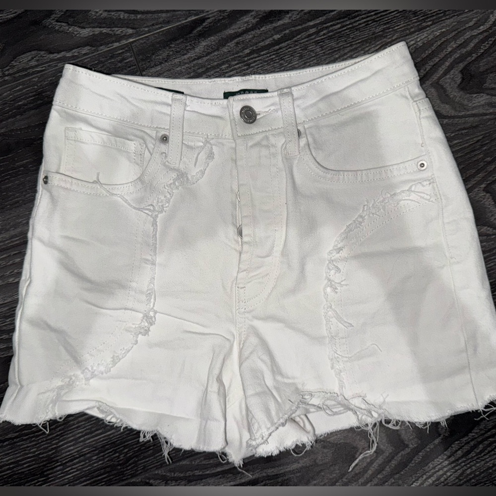 W6.  Wild Fable White Distressed Jean Shorts